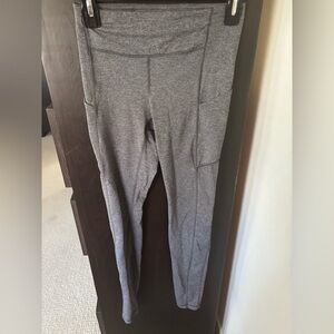 Lululemon Speed Up Leggings Gray Women’s Size 4 Pockets Reflective